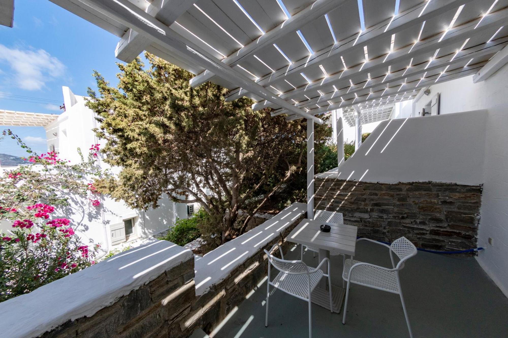 Anemoi Resort Naousa  Exterior photo